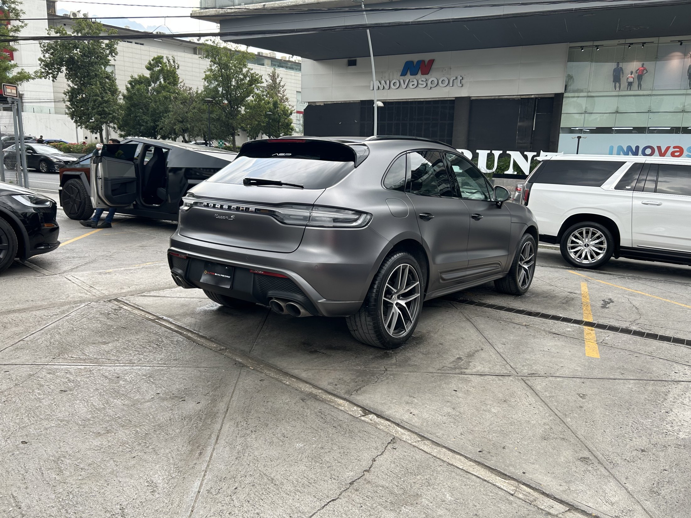 MACAN S