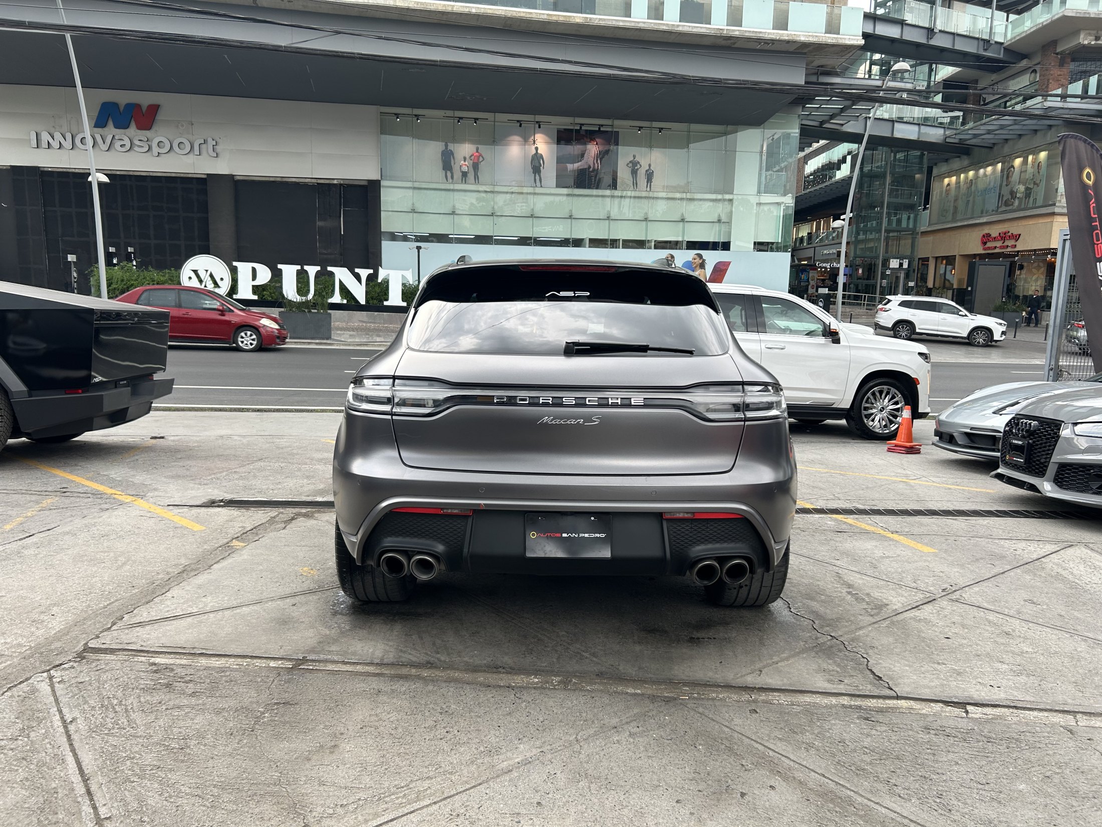 MACAN S