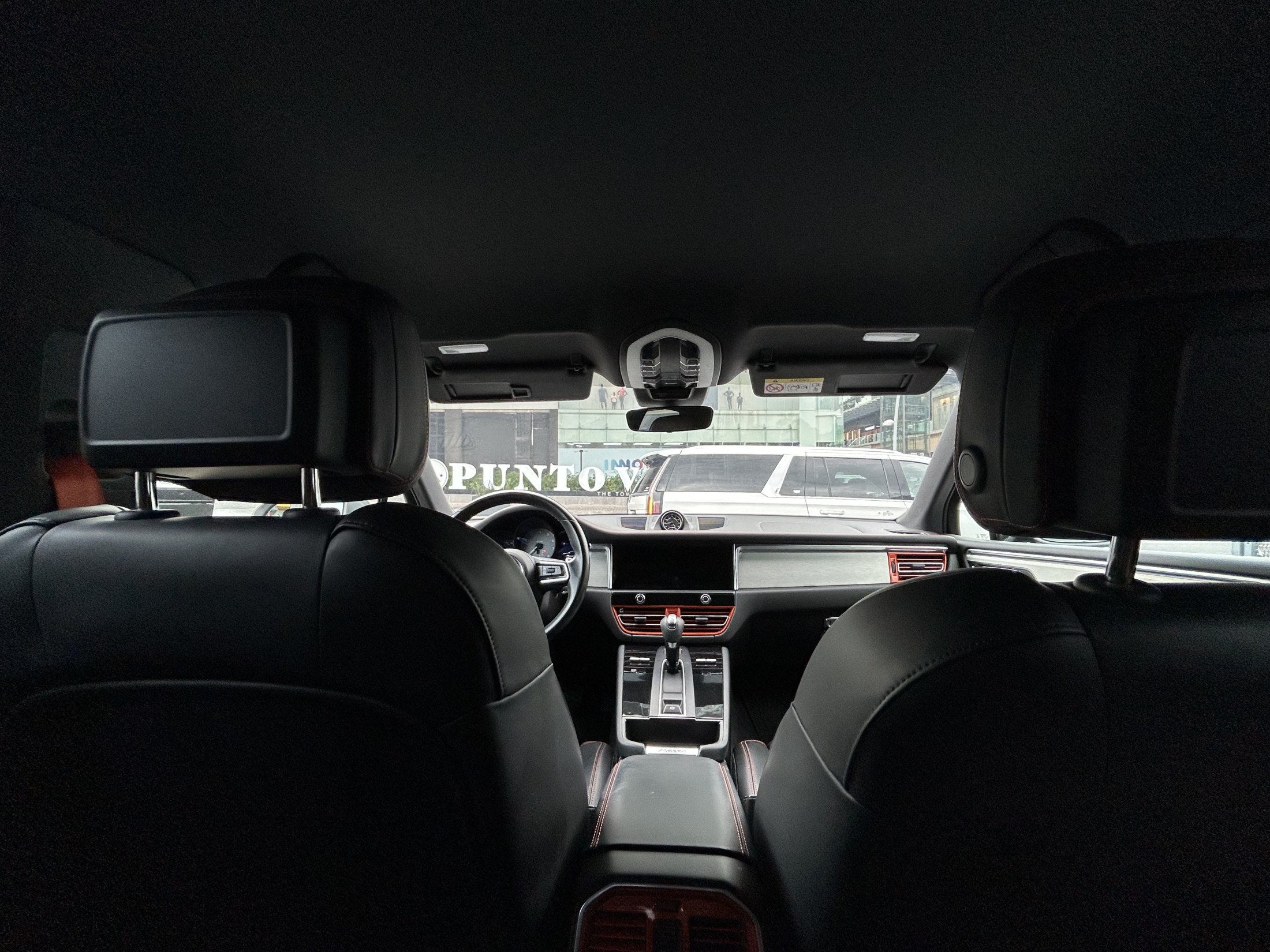 MACAN S