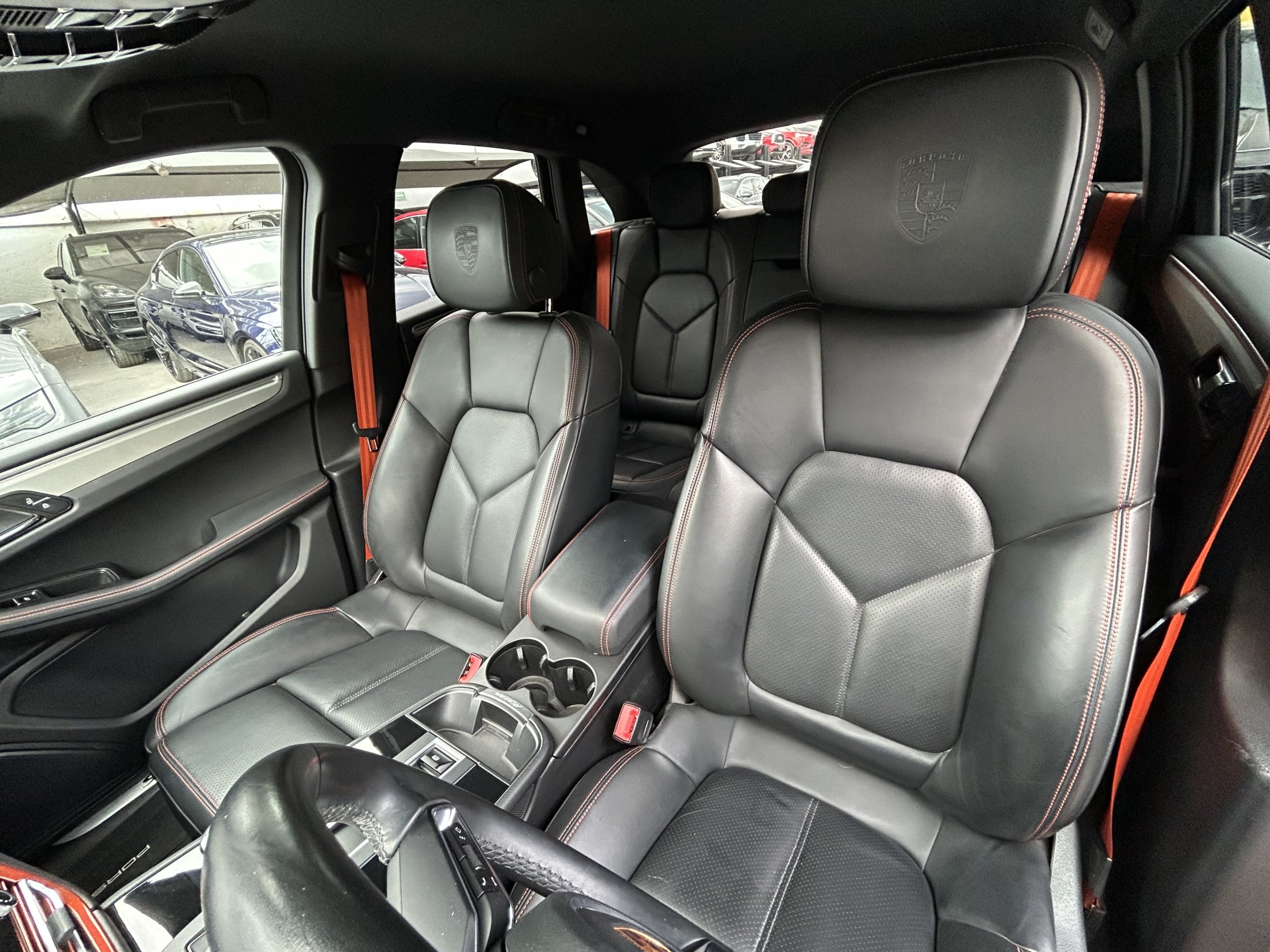 MACAN S