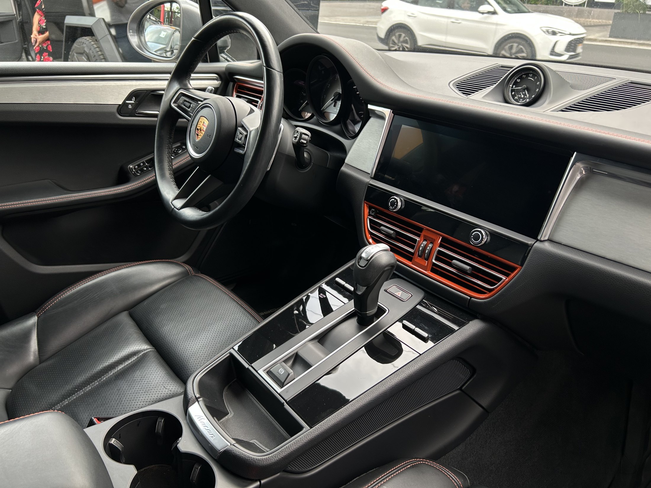 MACAN S