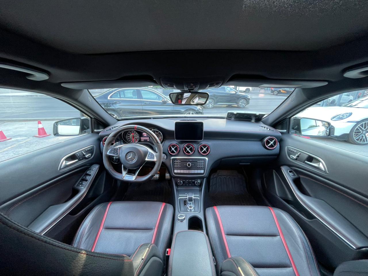 A 45 AMG 4 MATIC