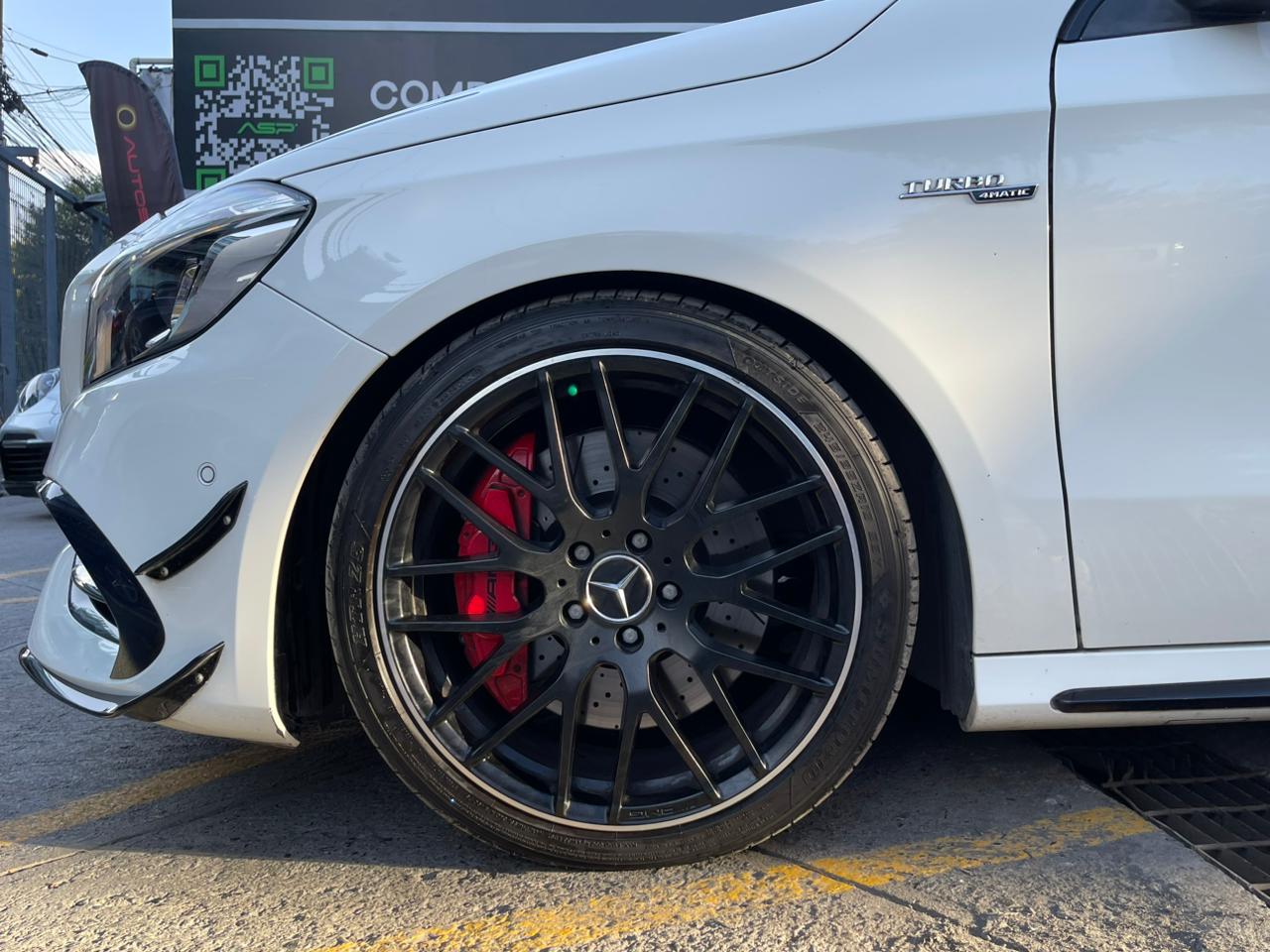 A 45 AMG 4 MATIC