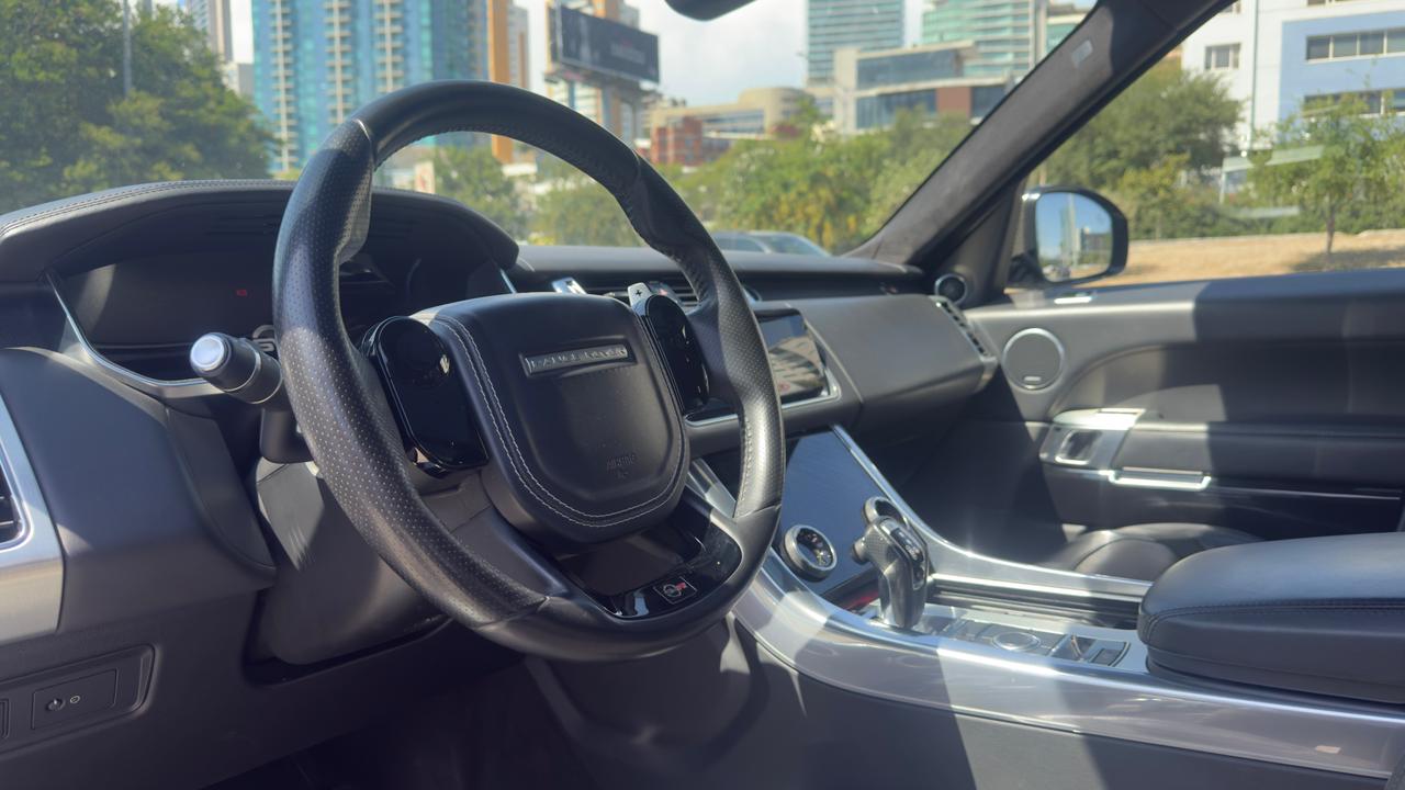 LAND ROVER RANGE ROVER SVR 2019