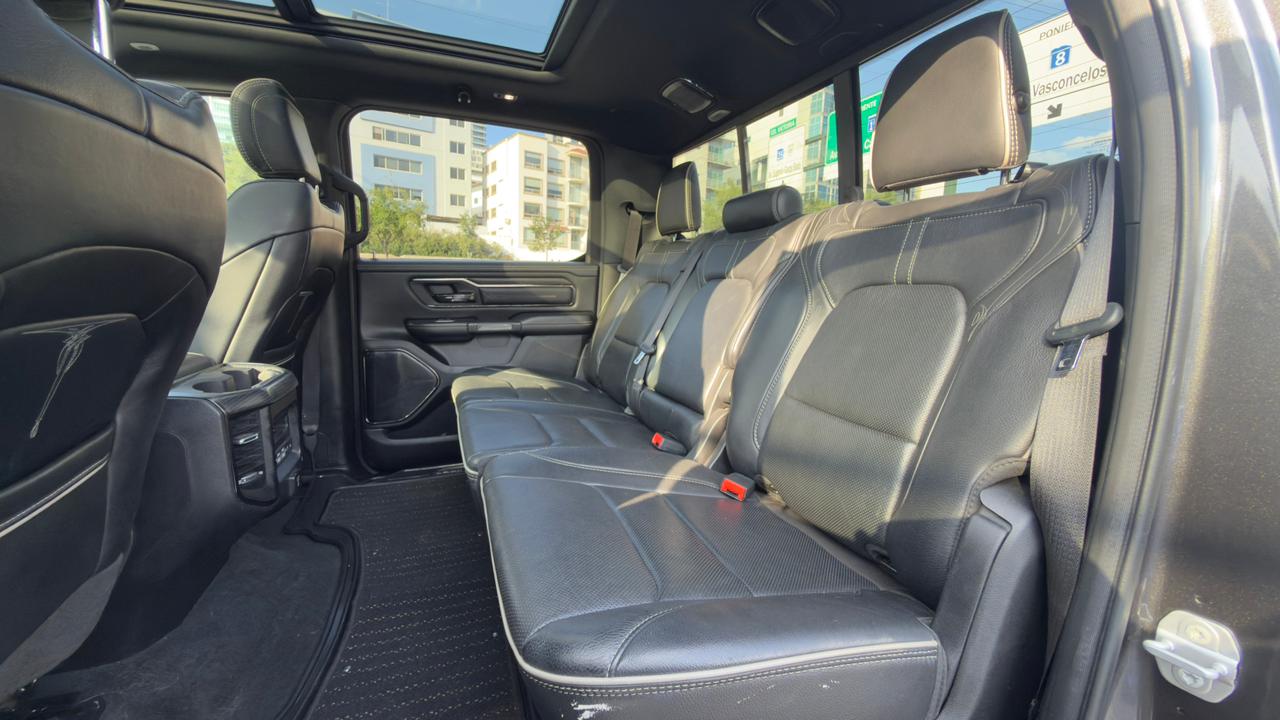 DODGE RAM 1500 LIMITED MILD HYBRID 2022