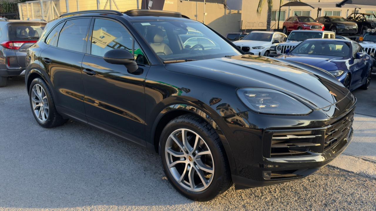 PORSCHE CAYENNE V6 2024
