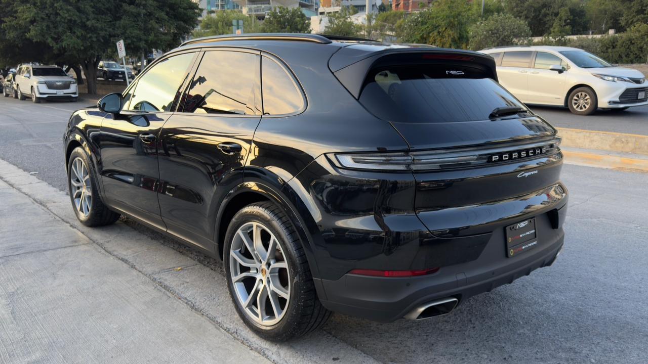 PORSCHE CAYENNE V6 2024
