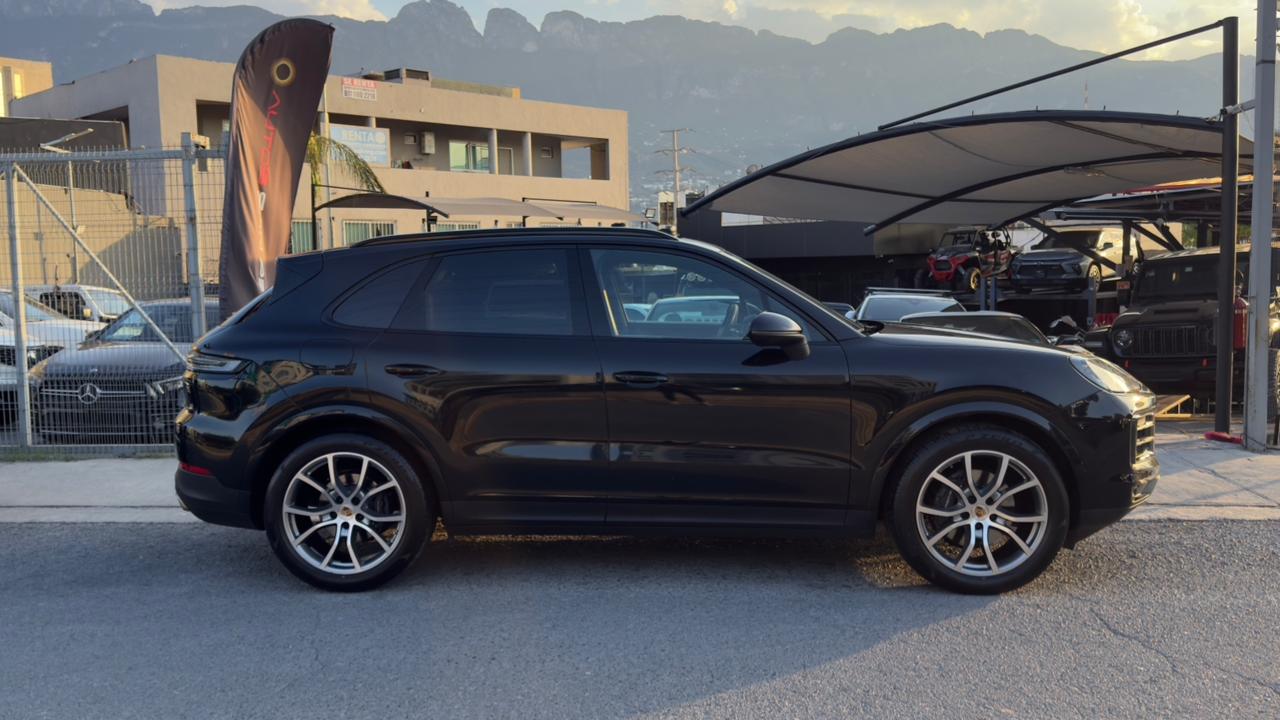 PORSCHE CAYENNE V6 2024
