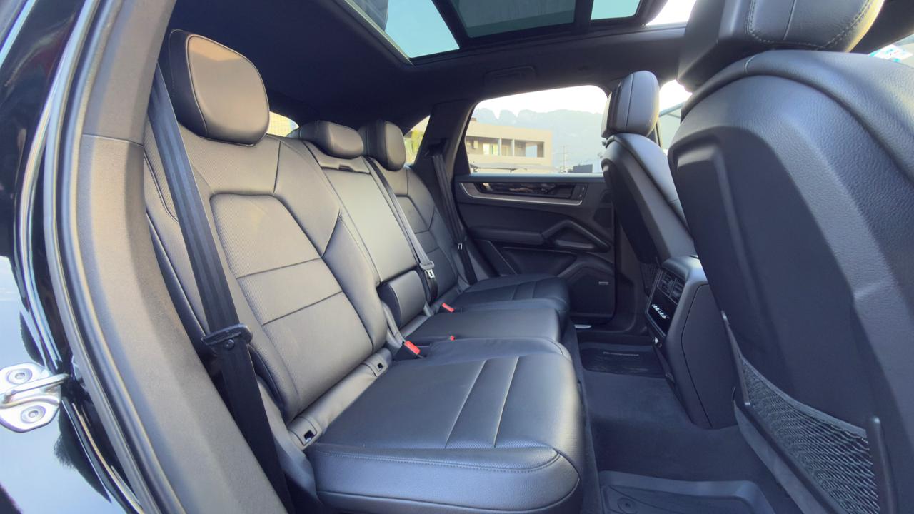 PORSCHE CAYENNE V6 2024