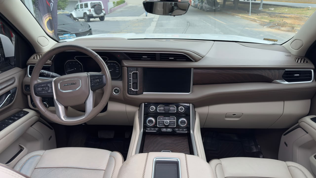 GMC YUKON DENALI SUV 2021