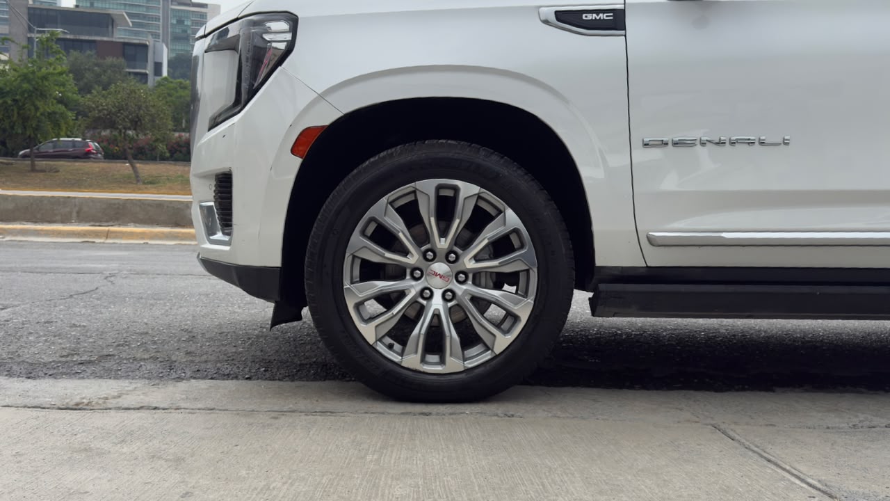 GMC YUKON DENALI SUV 2021