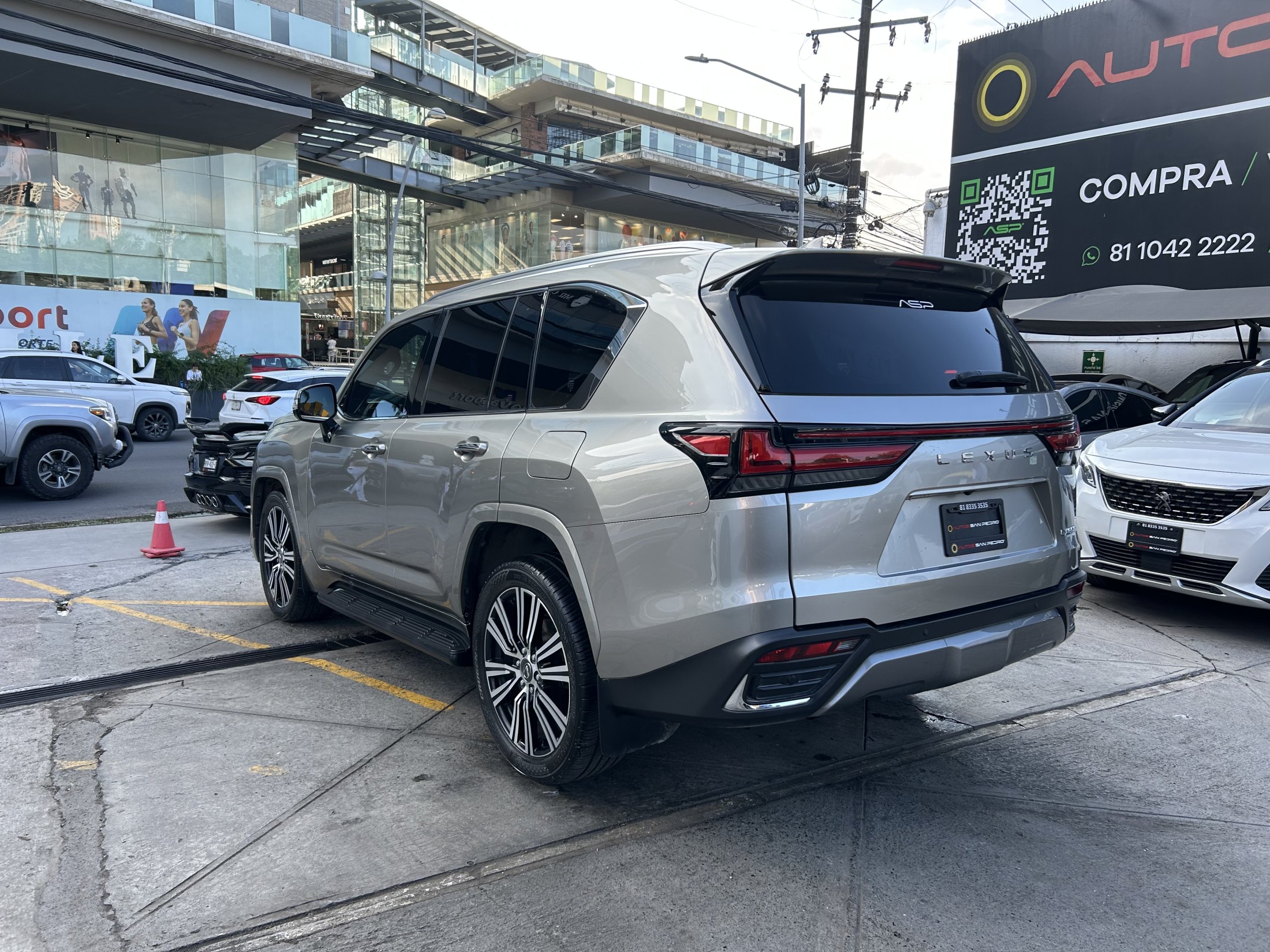 LX600 LUXURY