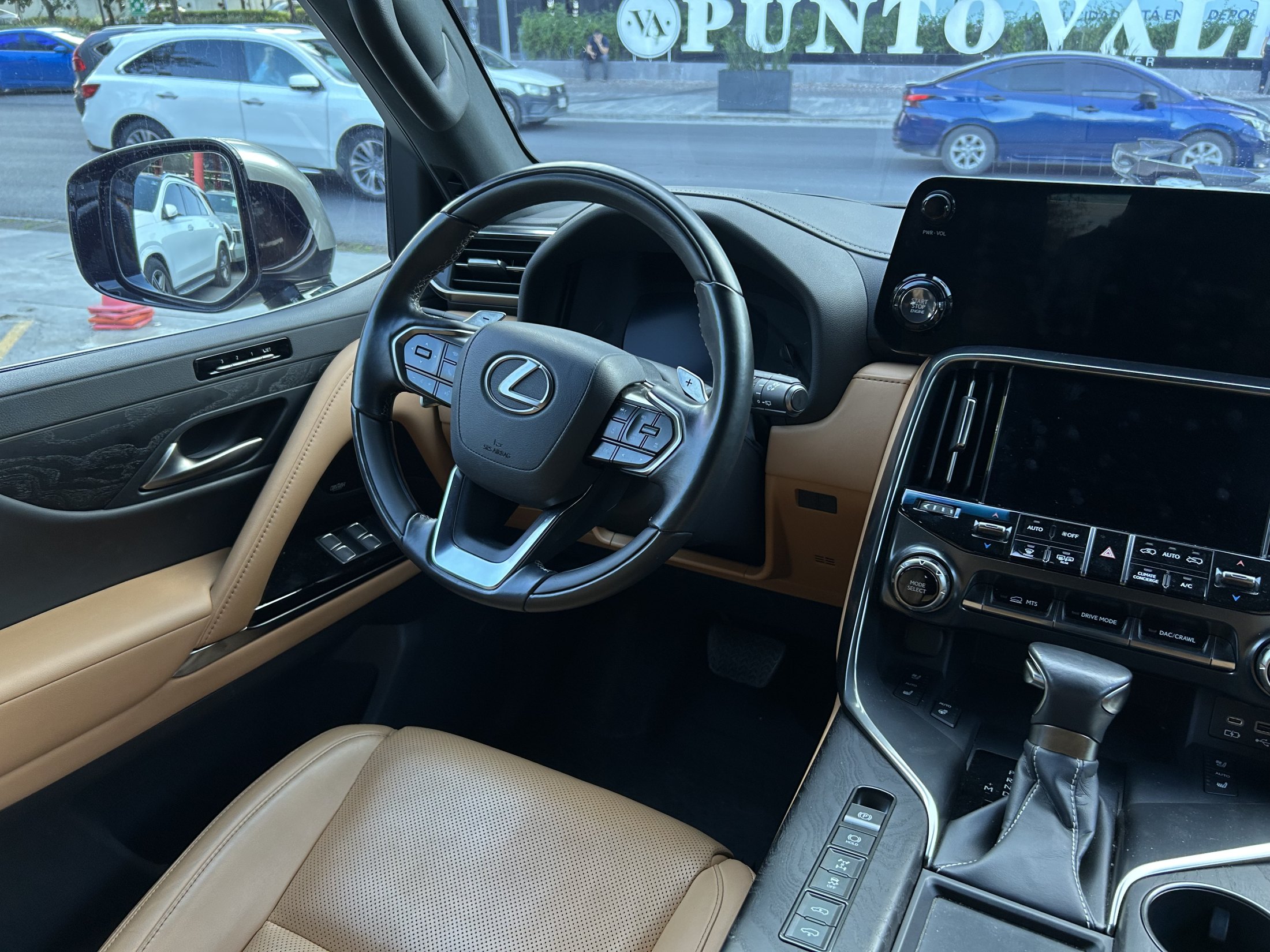LX600 LUXURY