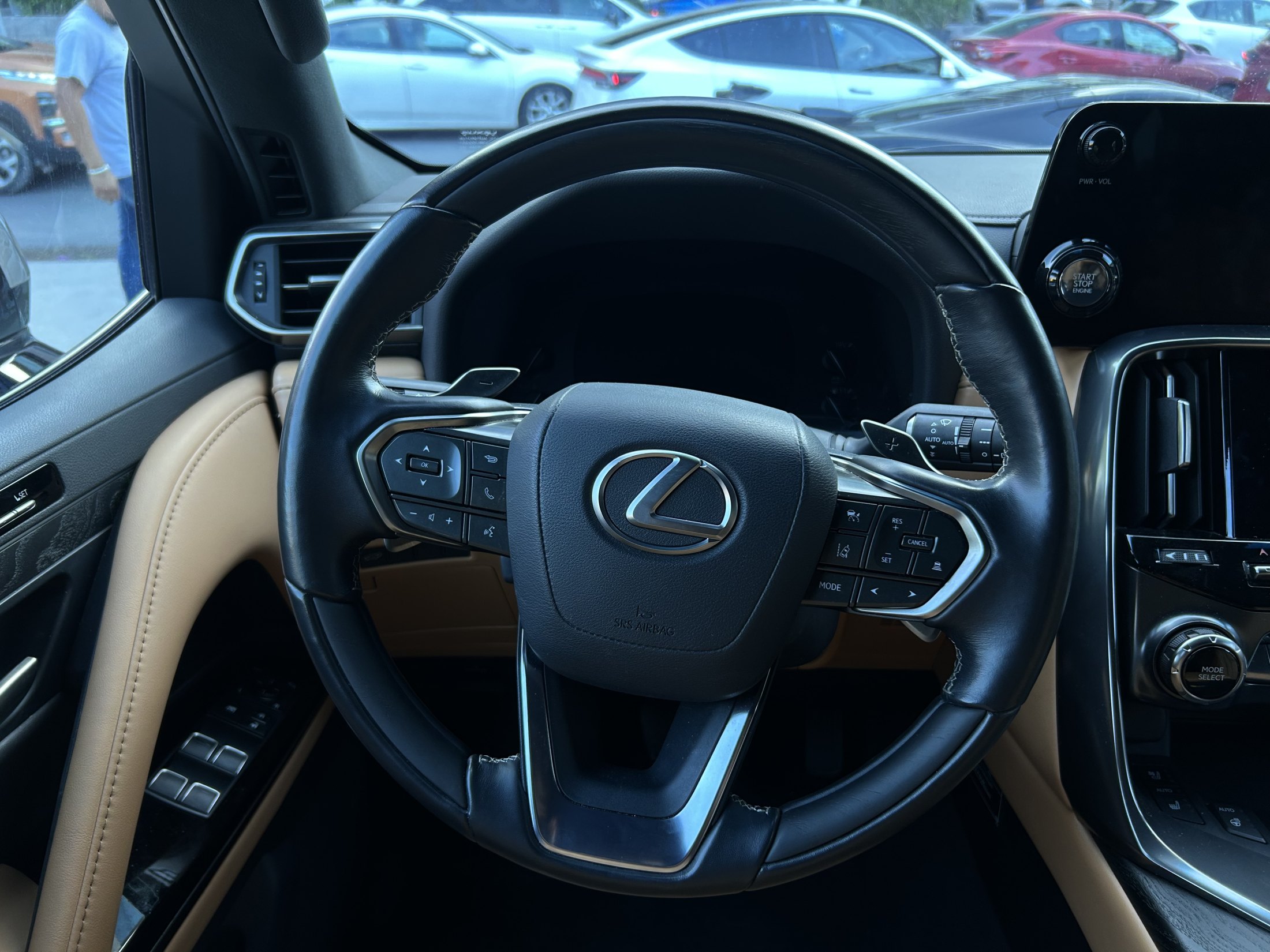 LX600 LUXURY