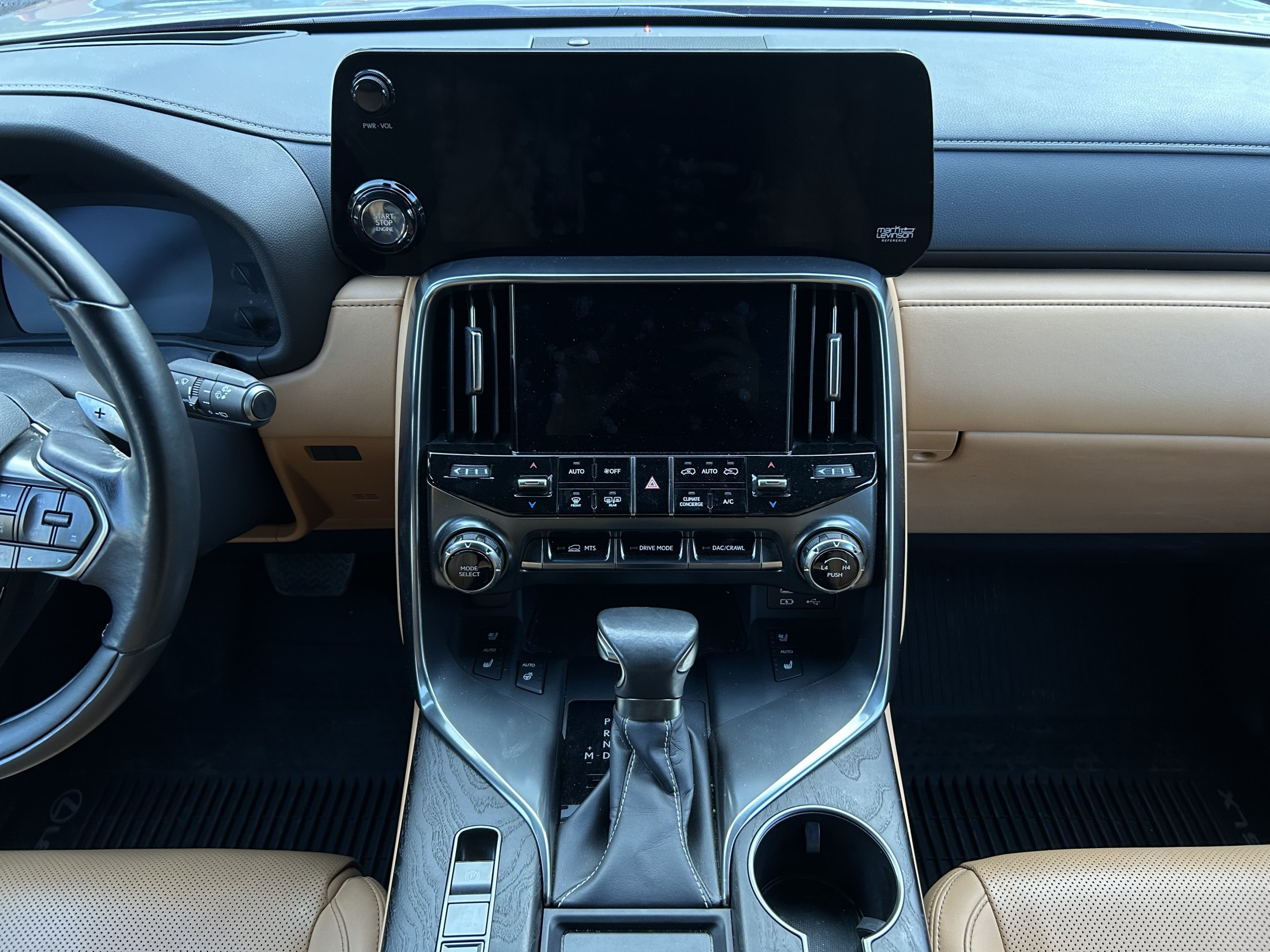 LX600 LUXURY