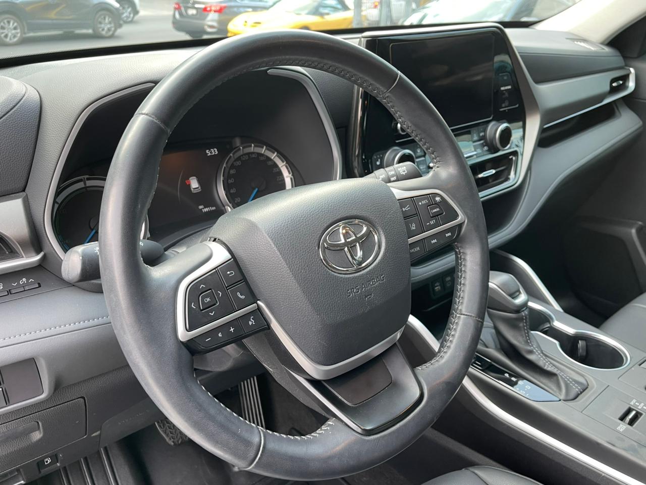 HIGHLANDER HIBRIDA XLE