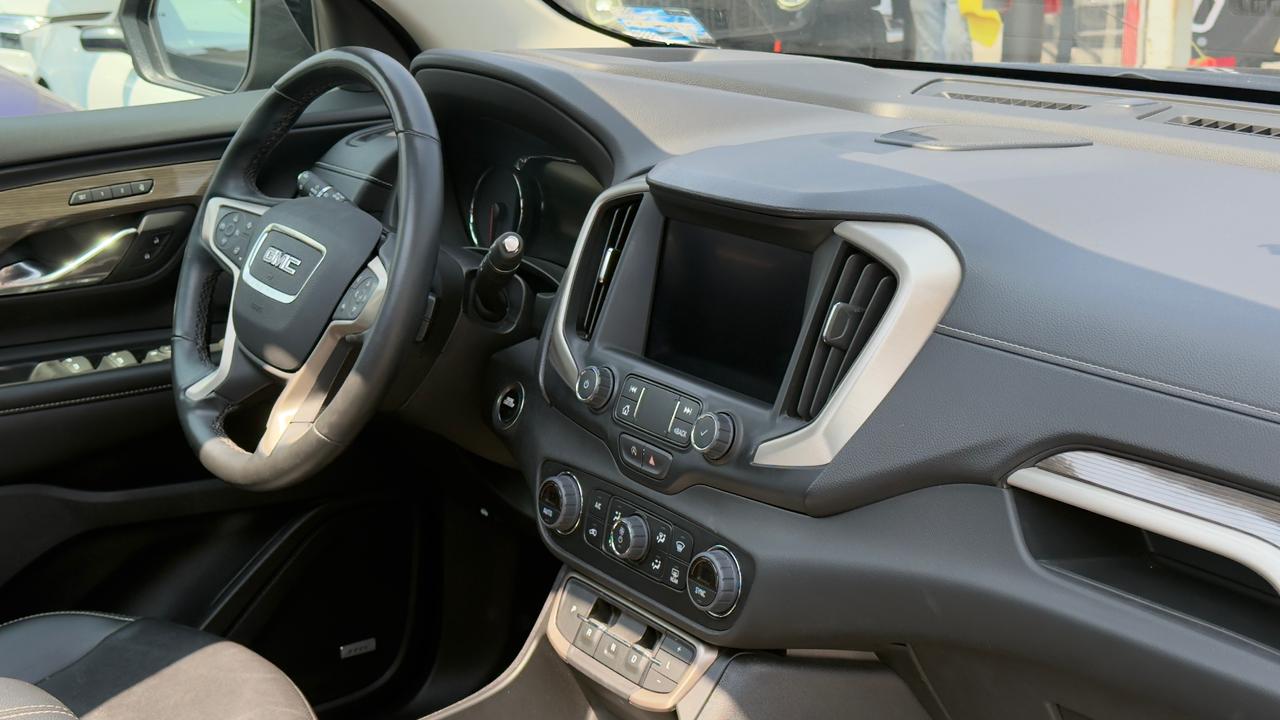 GMC TERRAIN DENALI 2023