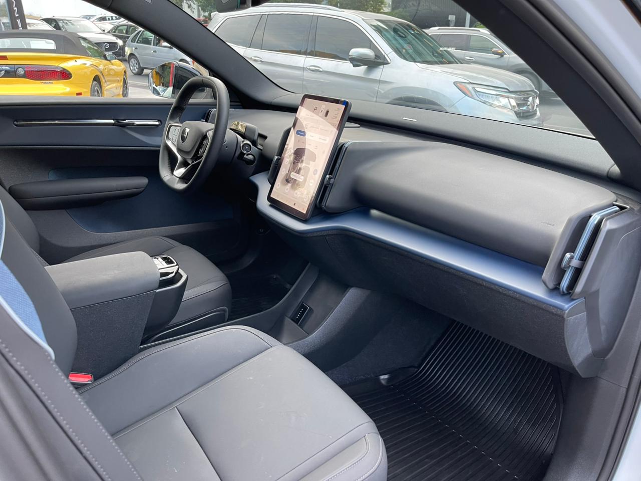 EX30 E60 PLUS