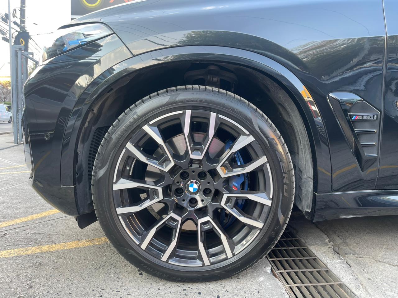 X5 M60i