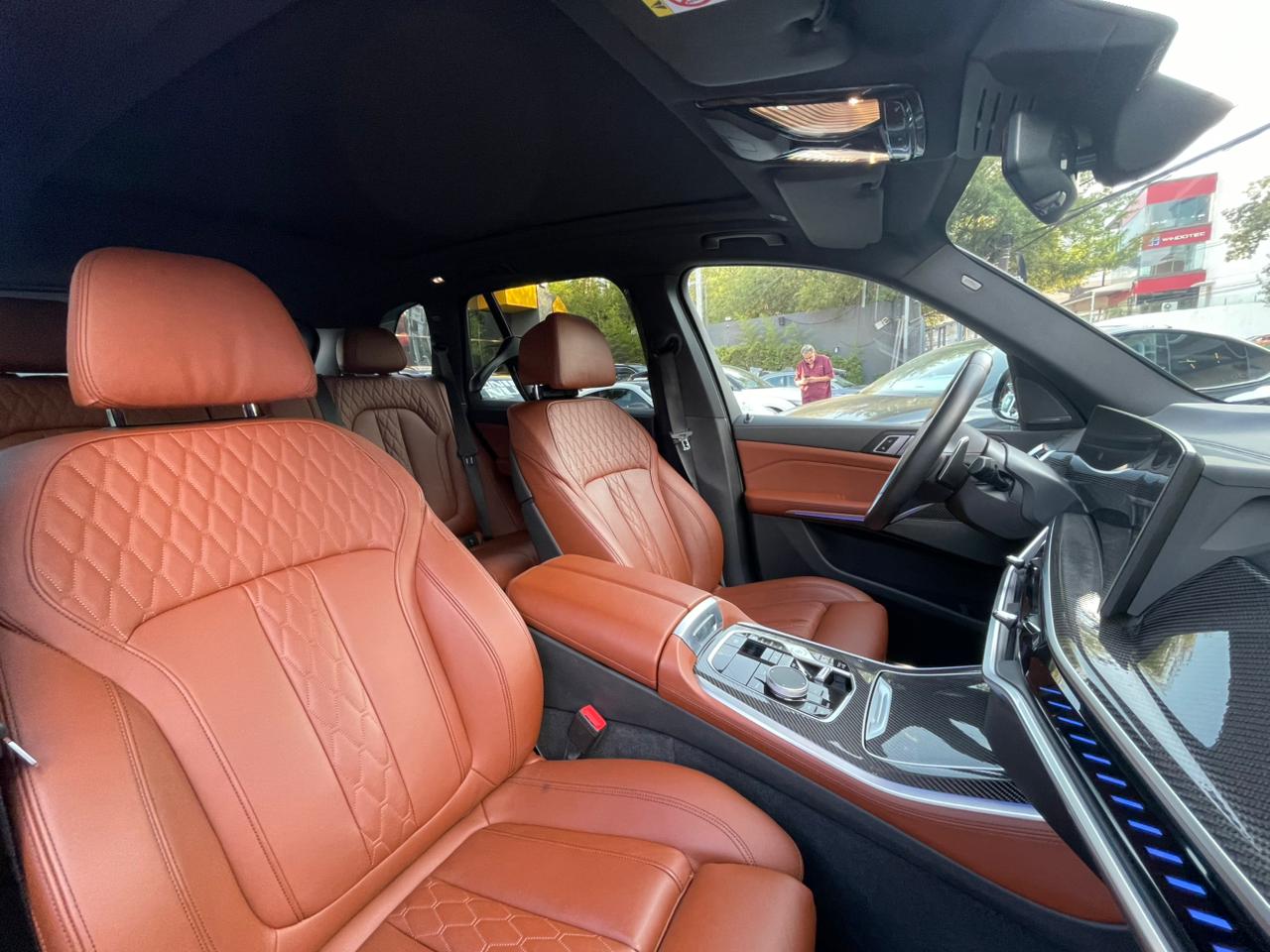 X5 M60i