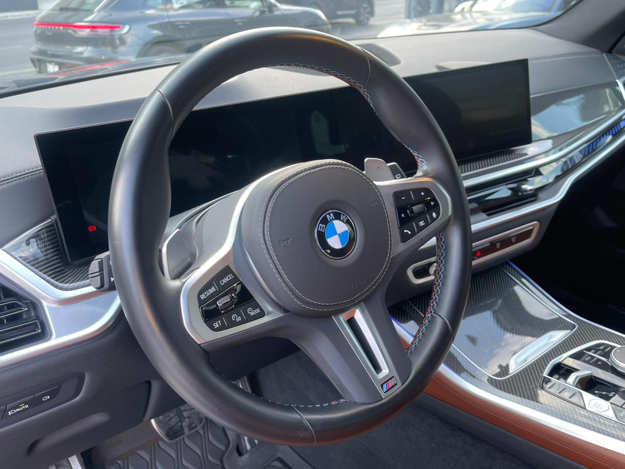 X5 M60i