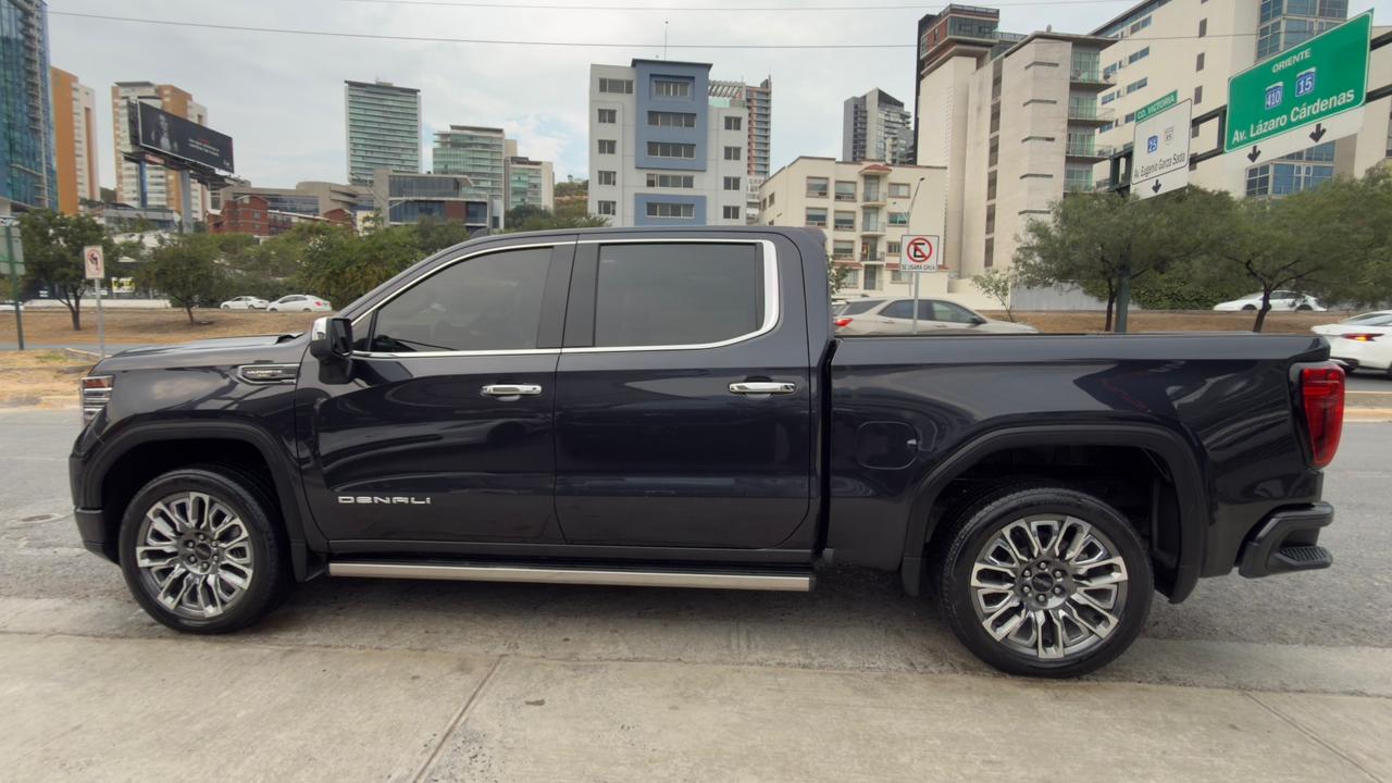 GMC SIERRA DENALI 2023