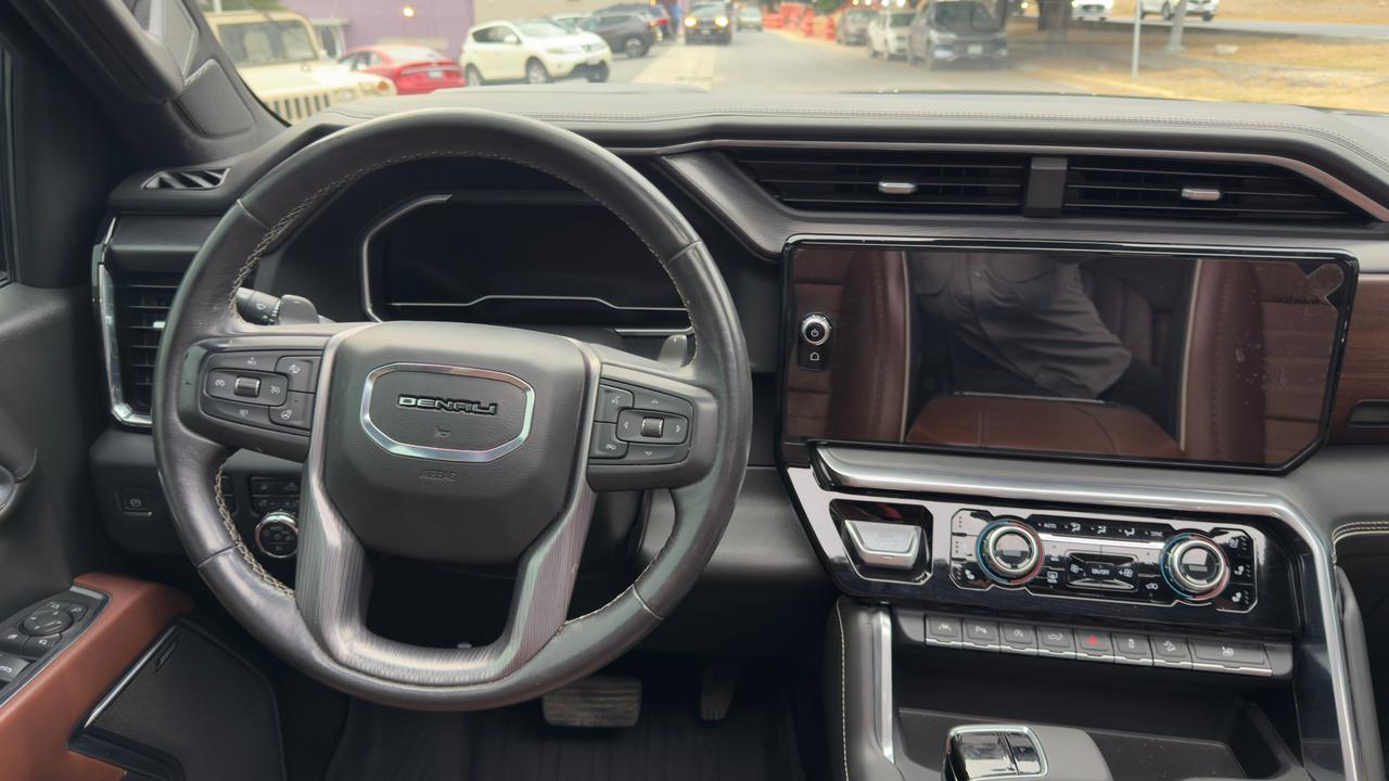 GMC SIERRA DENALI 2023
