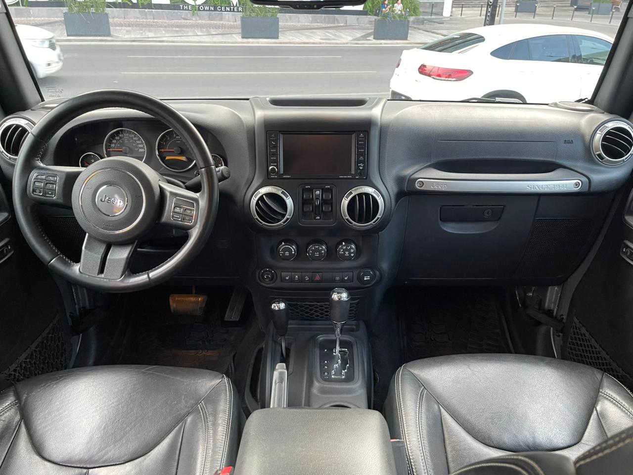 WRANGLER UNLIMITED SAHARA ATX 4X4