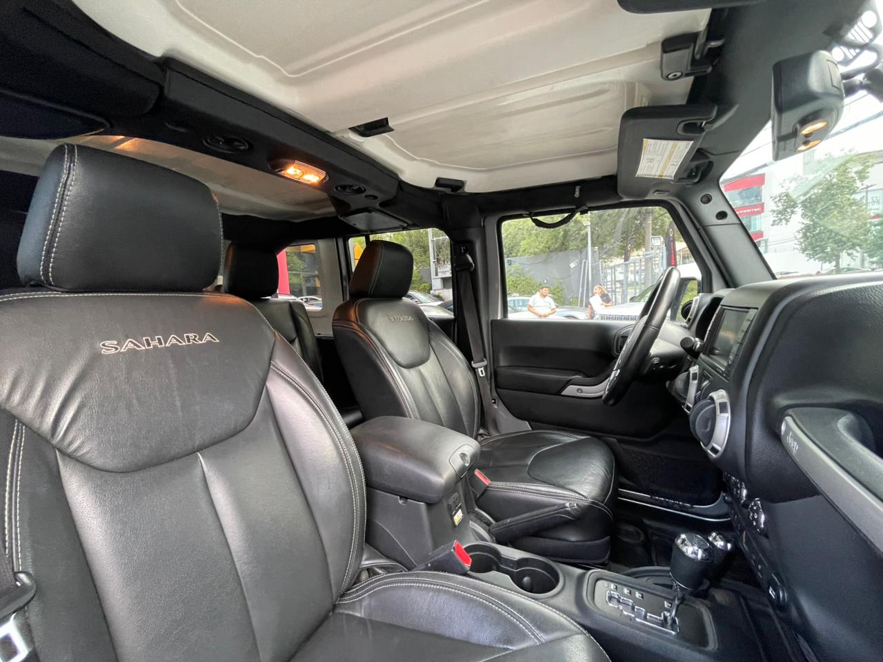 WRANGLER UNLIMITED SAHARA ATX 4X4