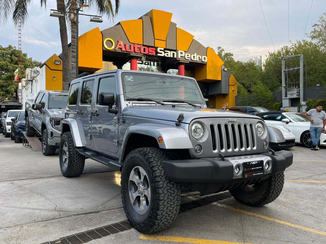 WRANGLER UNLIMITED SAHARA ATX 4X4