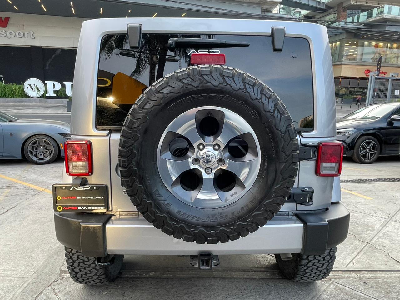 WRANGLER UNLIMITED SAHARA ATX 4X4