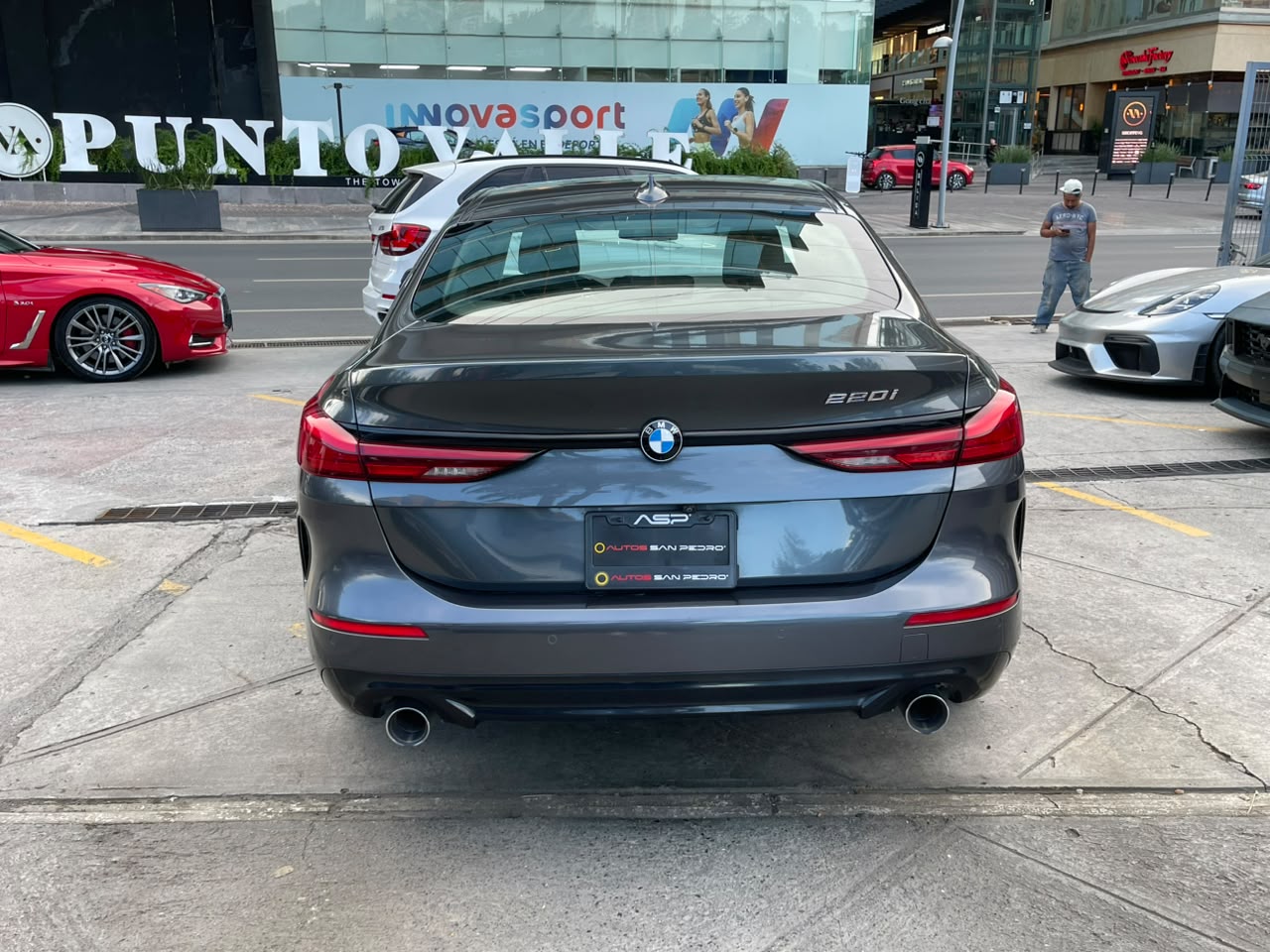 220i GRAND COUPE