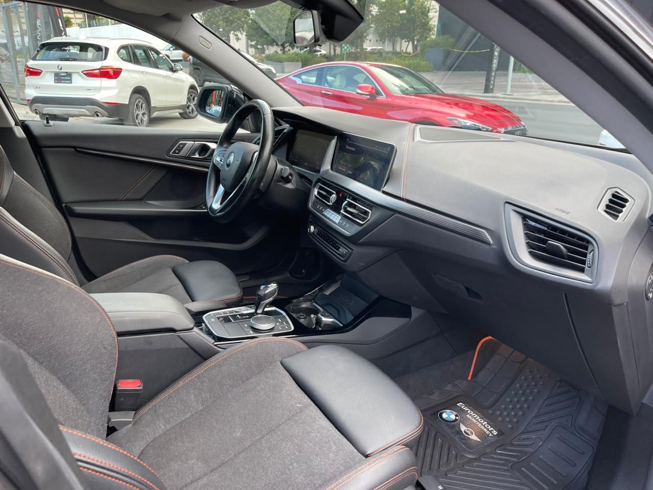 220i GRAND COUPE
