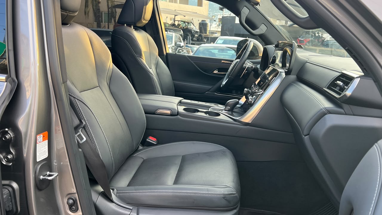 LEXUS LX 700H LUXURY 2026