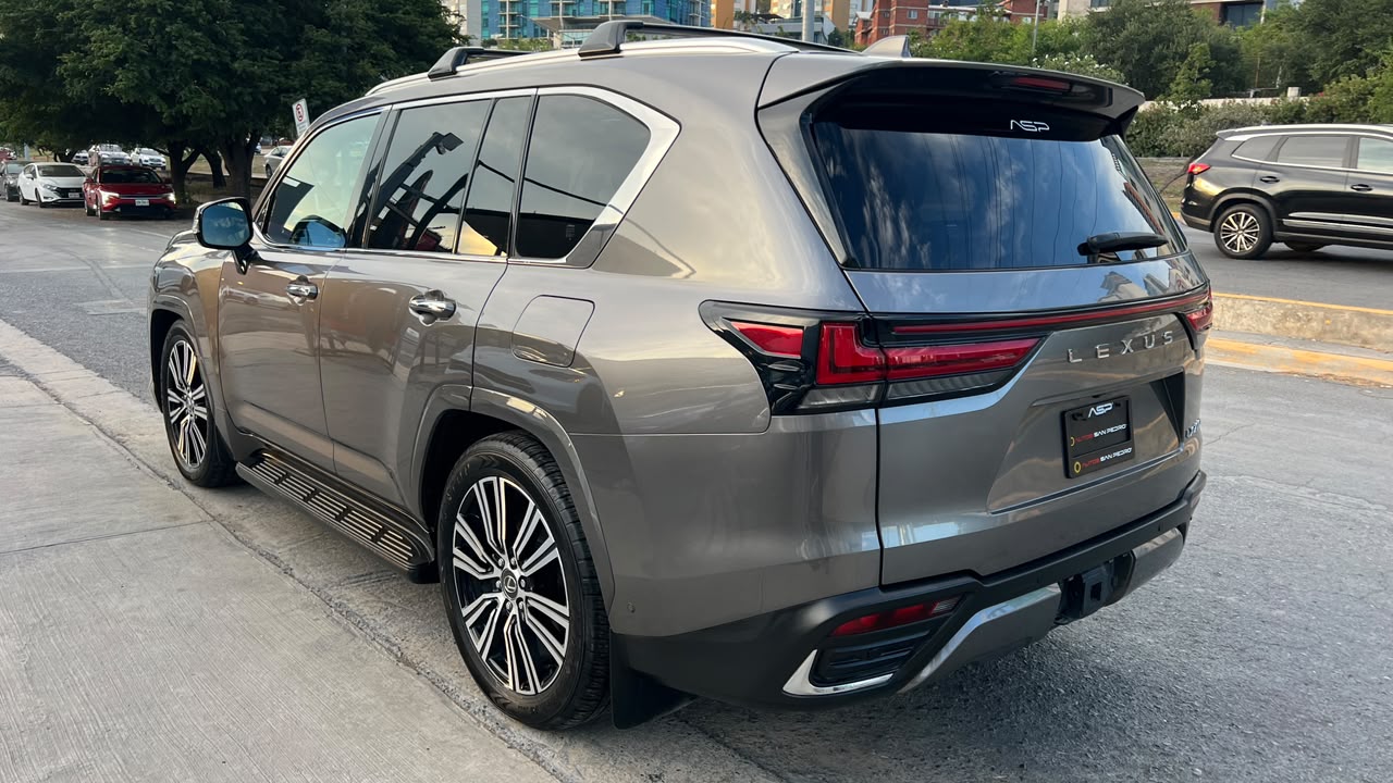 LEXUS LX 700H LUXURY 2026