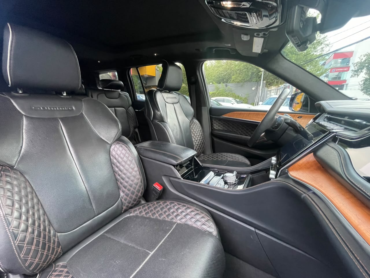 GRAND CHEROKEE SUMMIT L