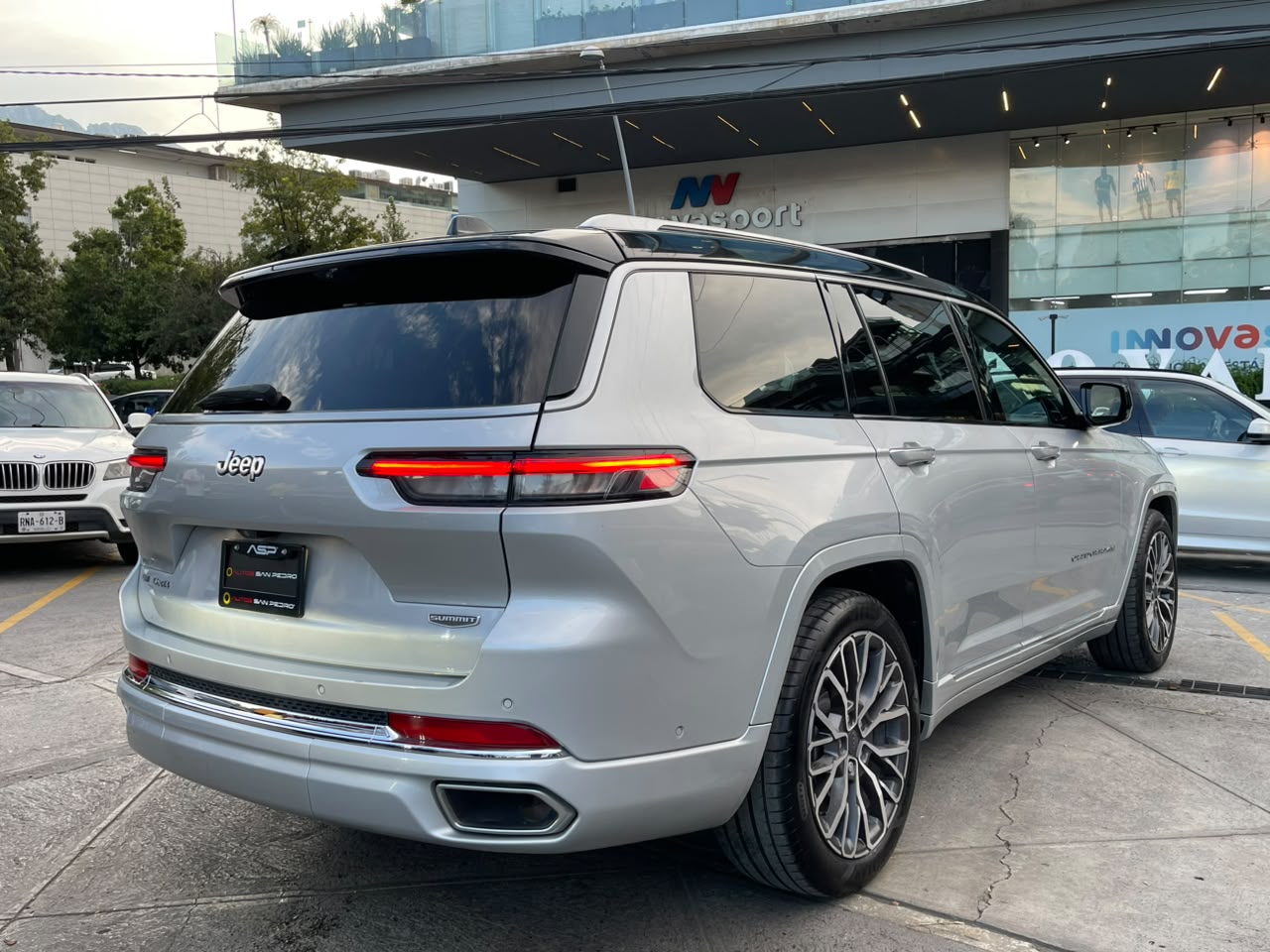 GRAND CHEROKEE SUMMIT L