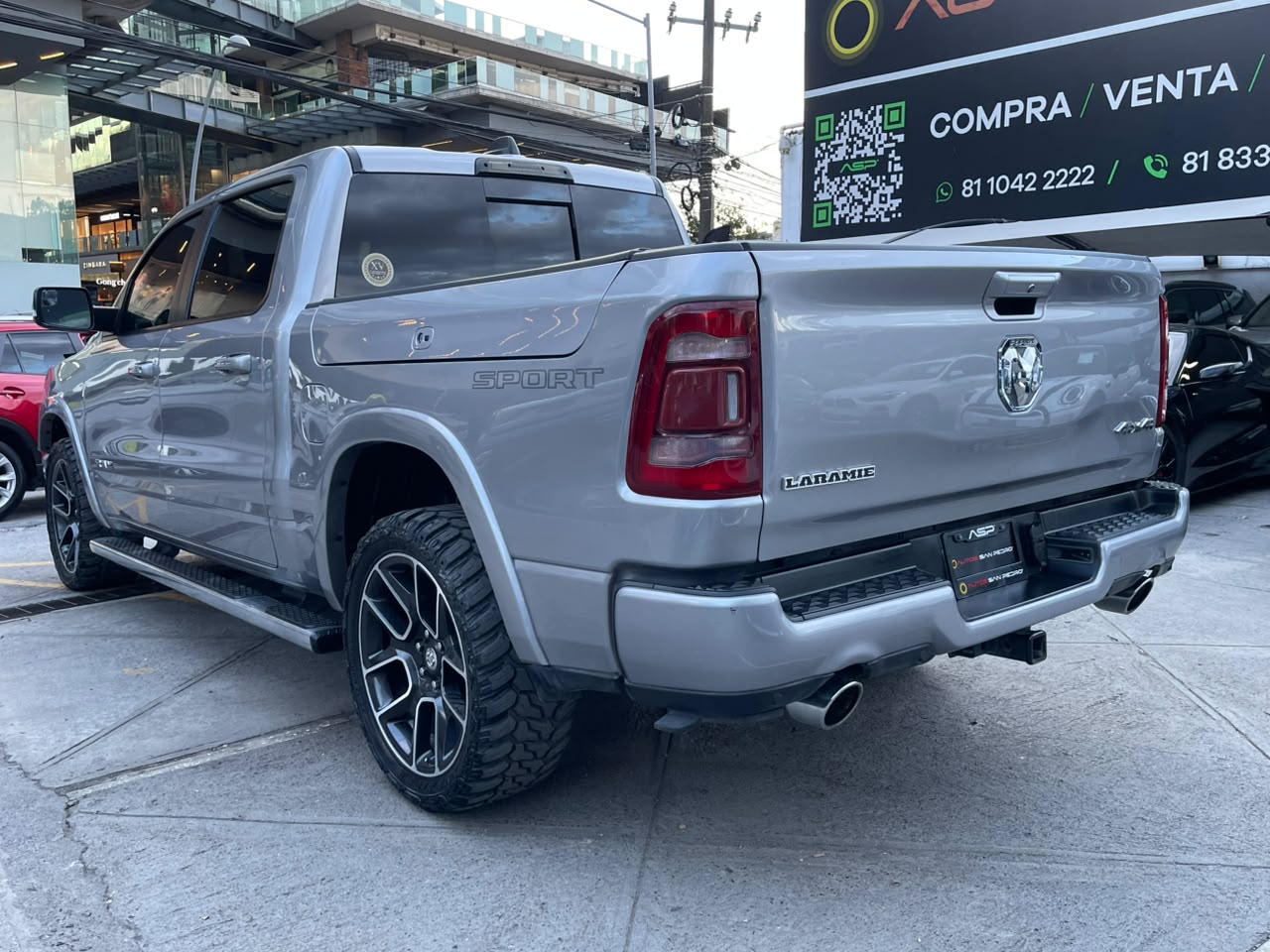 RAM 1500 LARAMIE SPORT 4X4