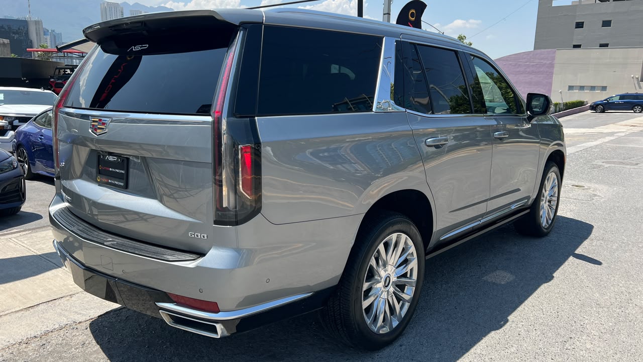 CADILLAC ESCALADE SUV 2023