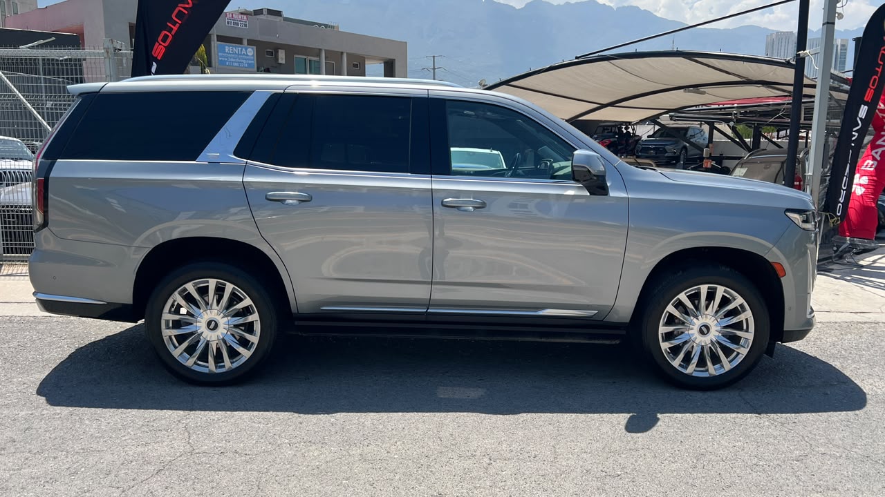 CADILLAC ESCALADE SUV 2023