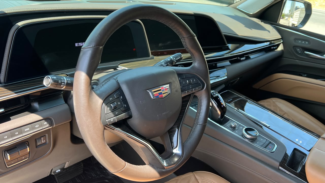 CADILLAC ESCALADE SUV 2023