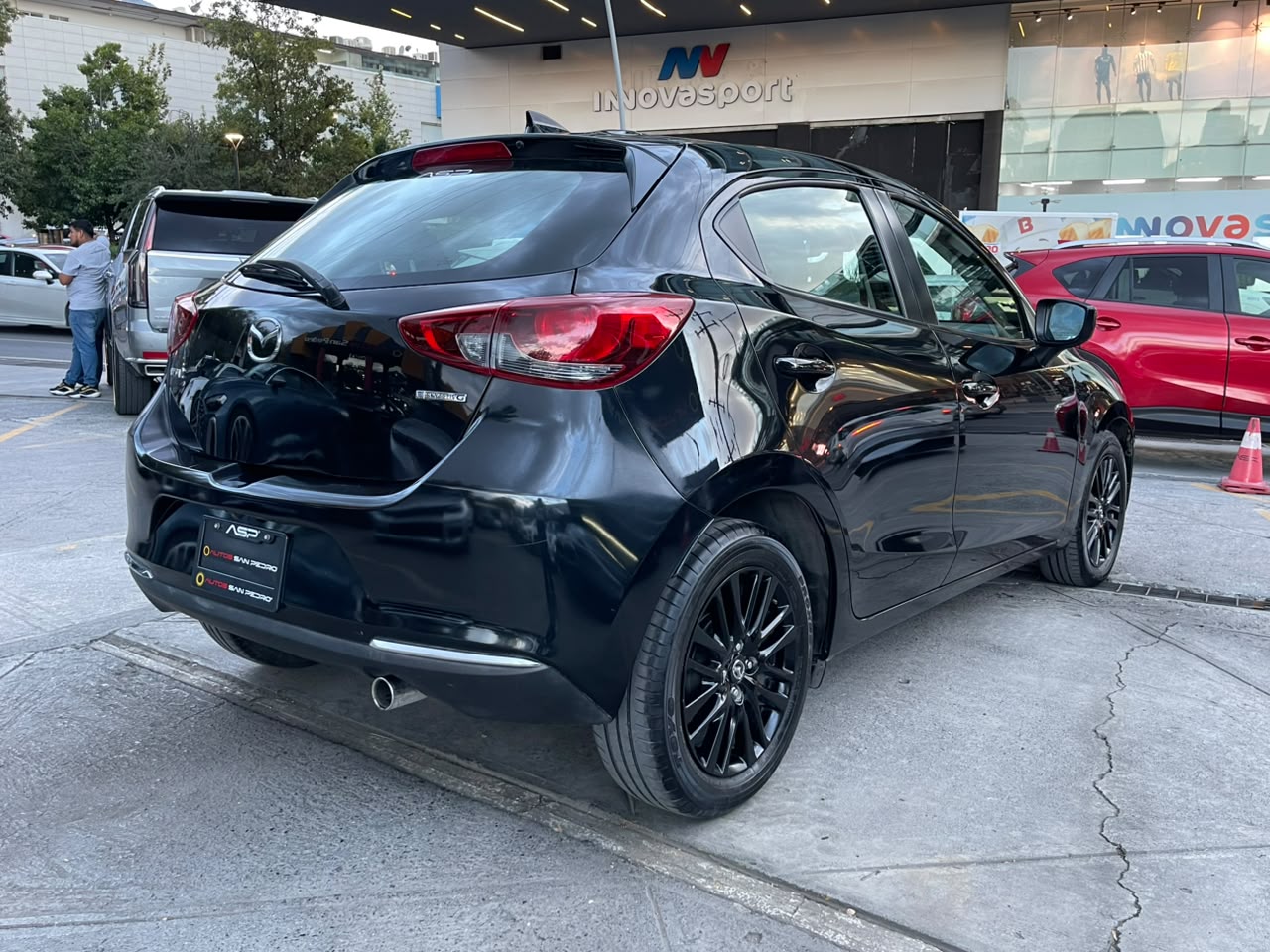 MAZDA 2 HATCHBAK SKY ACTIVE CARBON EDITION