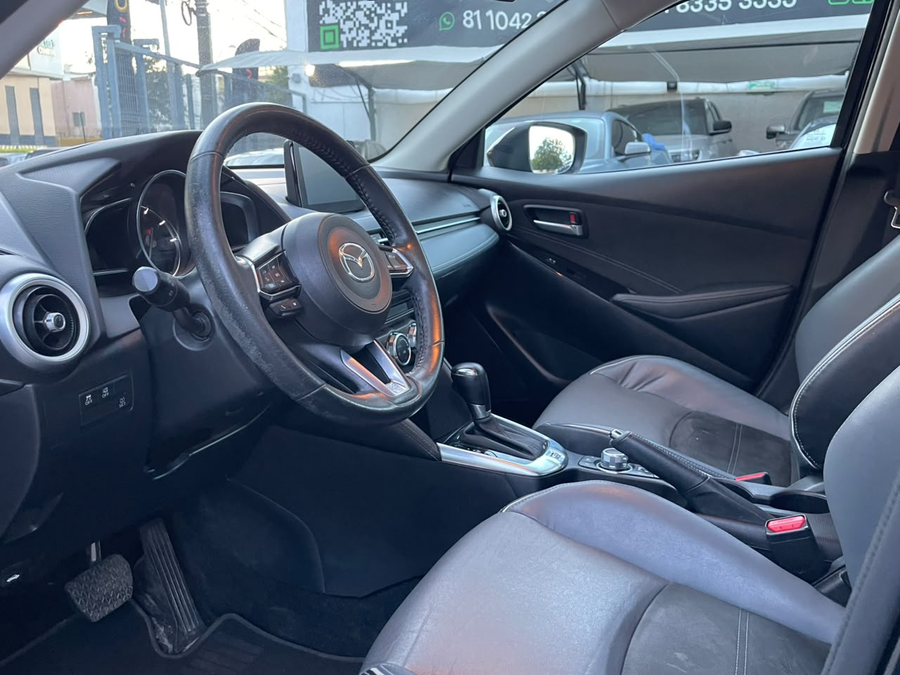 MAZDA 2 HATCHBAK SKY ACTIVE CARBON EDITION