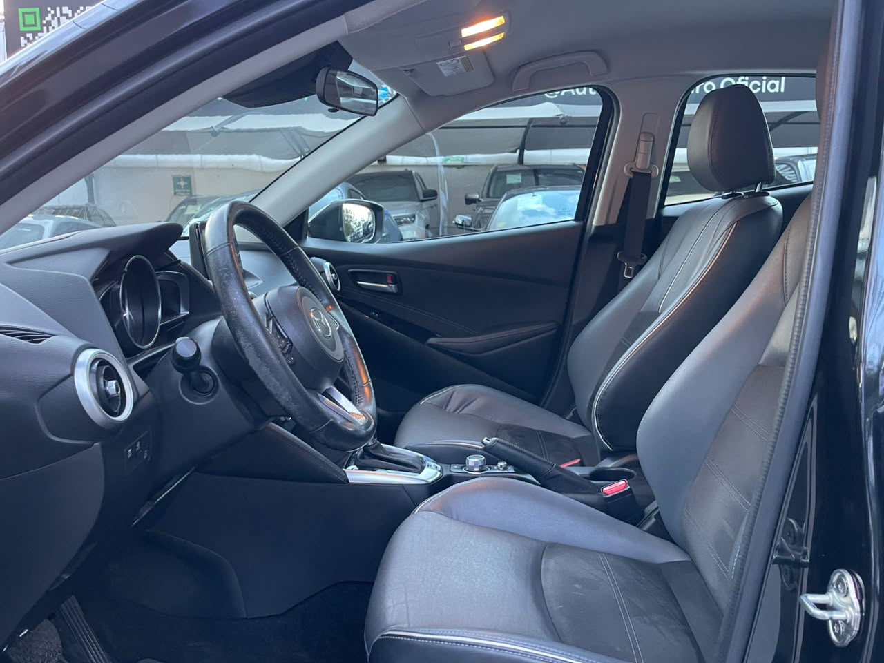 MAZDA 2 HATCHBAK SKY ACTIVE CARBON EDITION