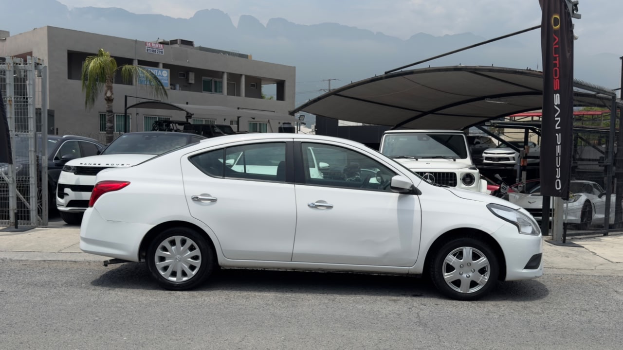 NISSAN VERSA SENCE 2017
