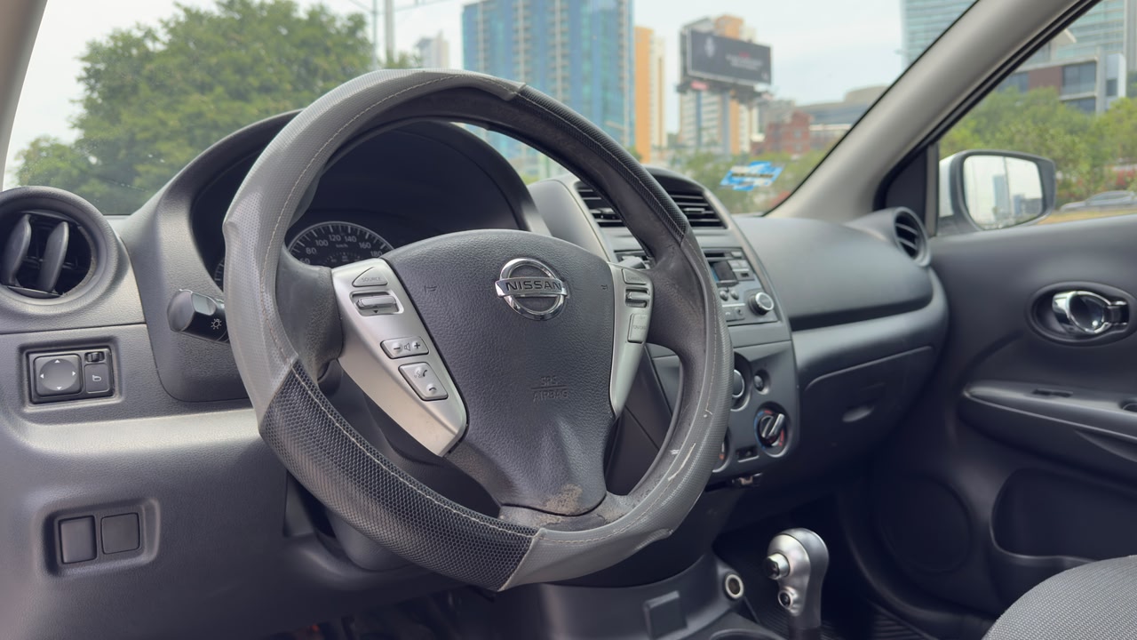 NISSAN VERSA SENCE 2017