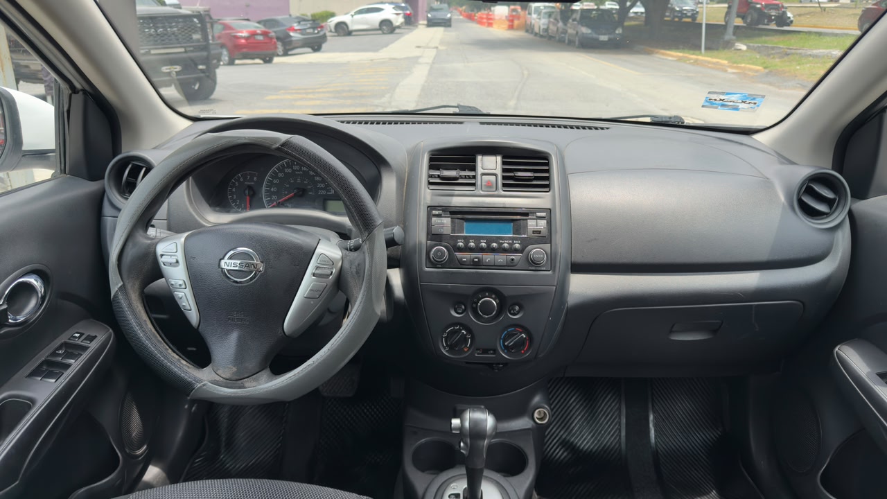 NISSAN VERSA SENCE 2017