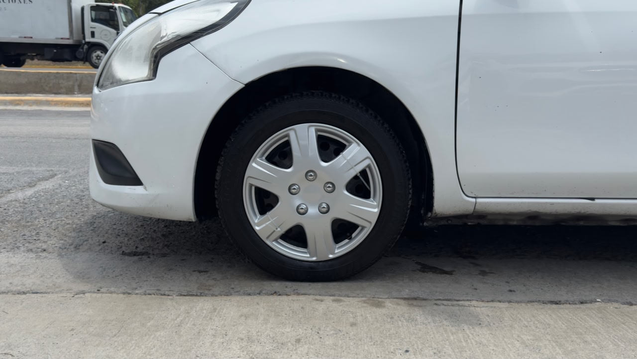 NISSAN VERSA SENCE 2017