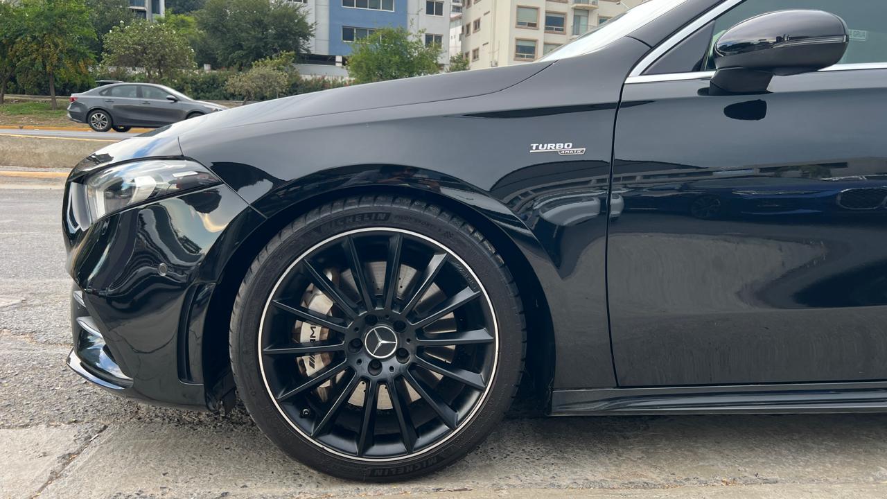 MERCEDES BENZ A35 AMG 4 MATIC  2022