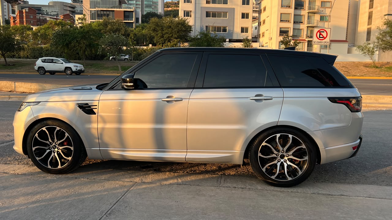 RANGE ROVER SPORT SUPERCHARGED HSE DYNAMIC 2021